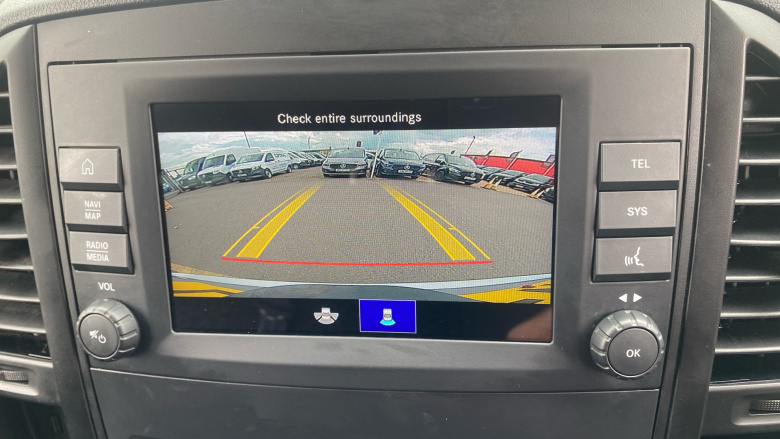 Mercedes-Benz Vito L2 Diesel Rwd 116CDI Premium Crew Van 9G-Tronic